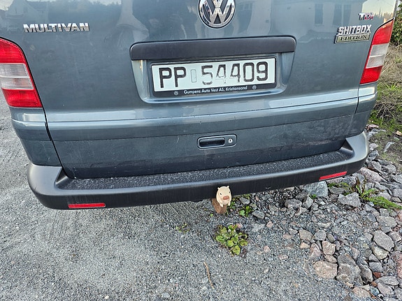 Volkswagen Multivan 27 of 30