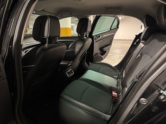 Renault Megane 16 of 17