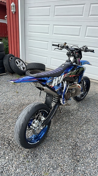 Husqvarna TE 300 4 of 5