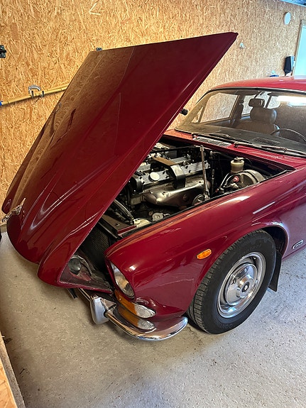 Jaguar XJ6 18 of 30