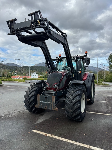 Valtra N174 Direct 11 of 28