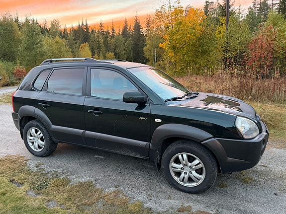 Hyundai Tucson 4 of 9