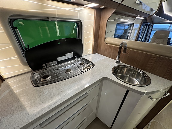 Bürstner Elegance I 920 G - 177HK Automat - Alde - Hydrauliske Støttebein - Klima - Skinn Godt Utstyrt ! 19 of 30