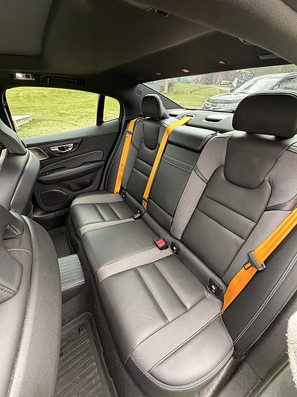 Volvo S60 28 of 30