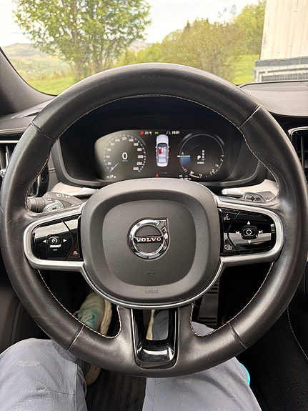 Volvo S60 13 of 30