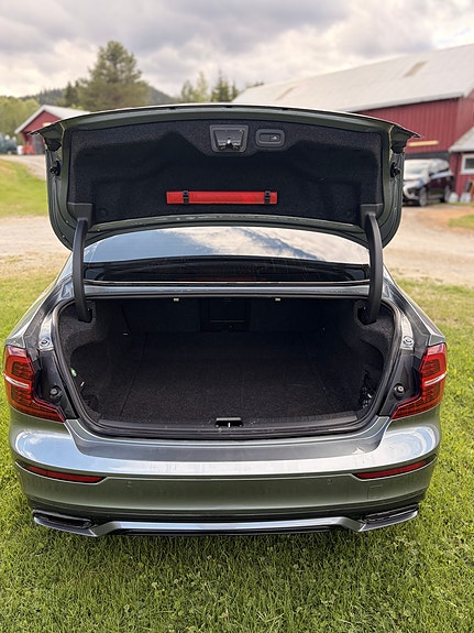 Volvo S60 5 of 30