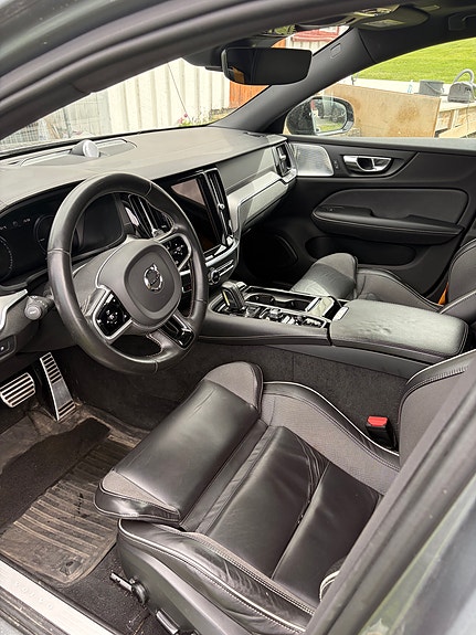 Volvo S60 7 of 30