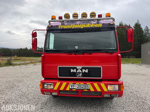 MAN 1 2 of 30