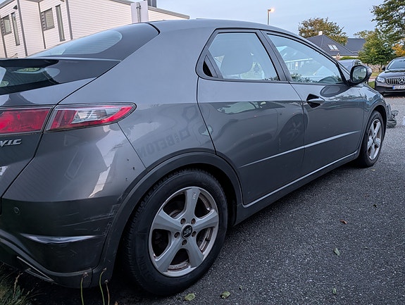 Honda Civic 6 of 19