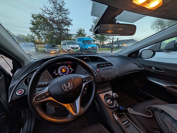Honda Civic 3 of 19