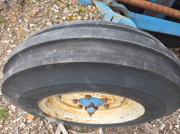 Ford 3600 5 of 5