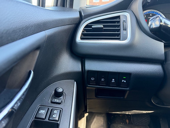 Suzuki SX4 S-Cross 17 of 29