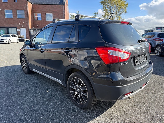 Suzuki SX4 S-Cross 5 of 29