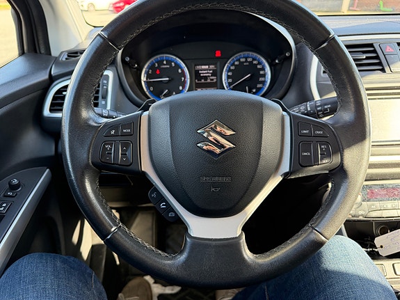 Suzuki SX4 S-Cross 12 of 29