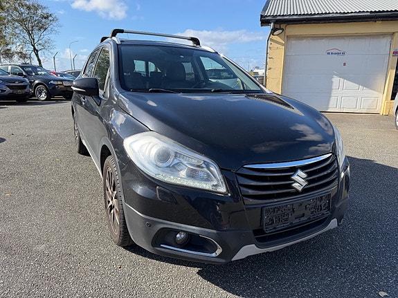 Suzuki SX4 S-Cross 10 of 29