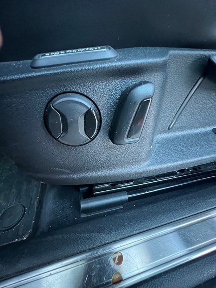 Volkswagen Passat 27 of 30