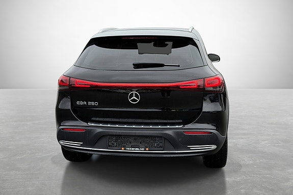 Mercedes-Benz EQA250 9 of 30