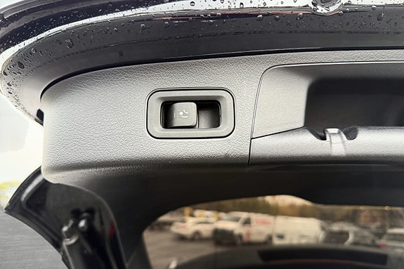 Mercedes-Benz EQA250 13 of 30