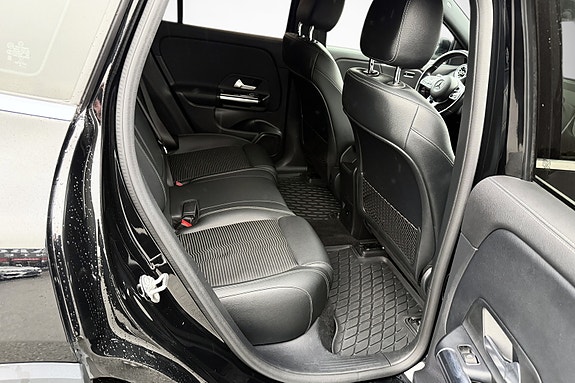 Mercedes-Benz EQA250 30 of 30
