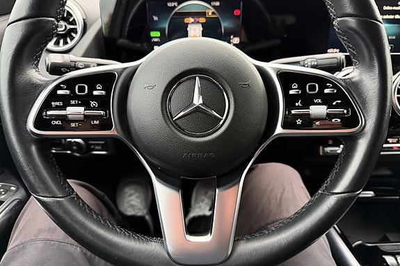 Mercedes-Benz EQA250 16 of 30