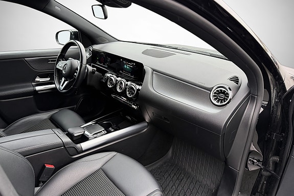 Mercedes-Benz EQA250 23 of 30