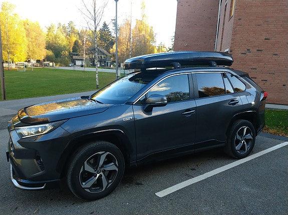 Toyota RAV4 3 of 4