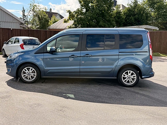 Ford Grand Tourneo Connect 6 of 14