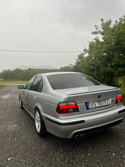 BMW 530d 3 of 12