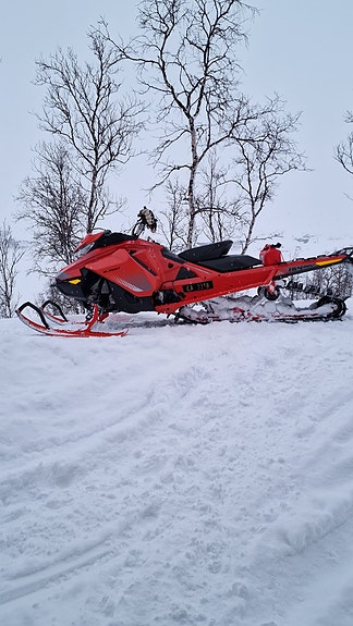 Ski-doo Summit 850 E-Tec 2 of 5
