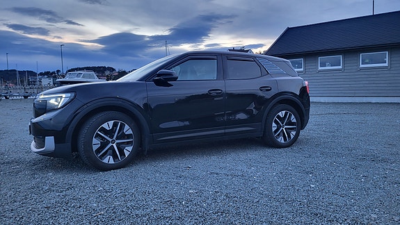 Ford Explorer 16 of 22