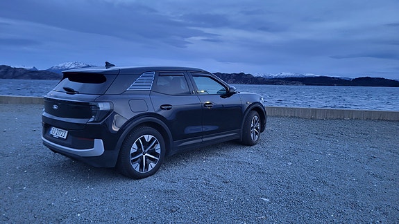 Ford Explorer 14 of 22
