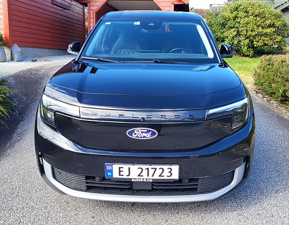 Ford Explorer 22 of 22