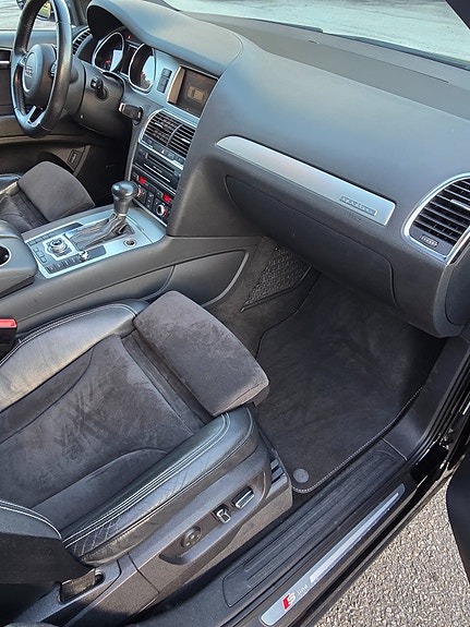 Audi Q7 11 of 20