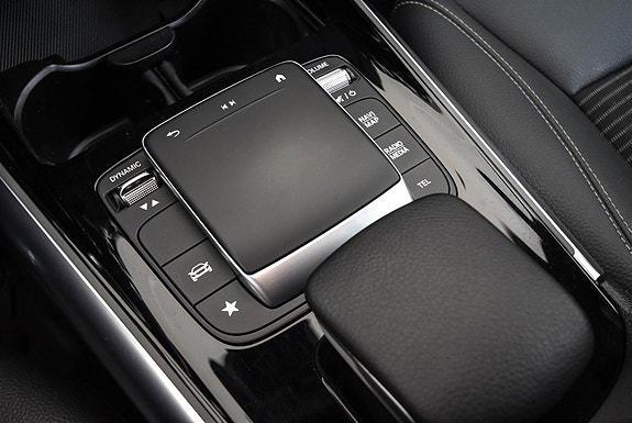 Mercedes-Benz EQA250 18 of 30