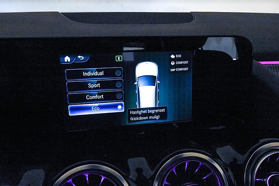 Mercedes-Benz EQA250 25 of 30