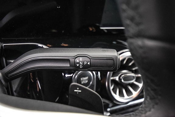 Mercedes-Benz EQA250 17 of 30