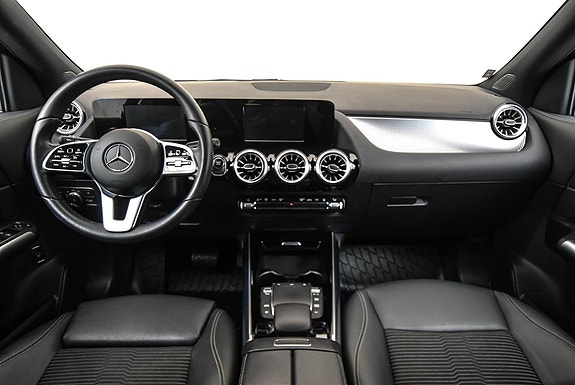 Mercedes-Benz EQA250 29 of 30