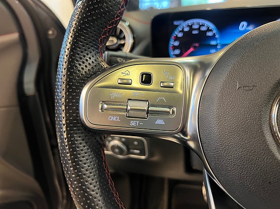 Mercedes-Benz EQA250 14 of 30