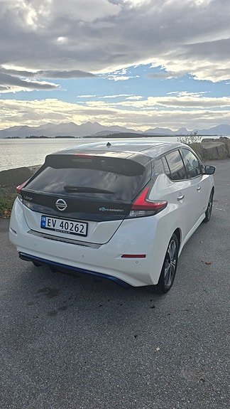 Nissan Leaf 4 of 12