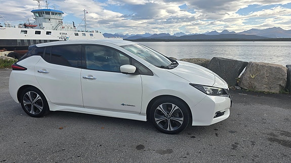 Nissan Leaf 6 of 12