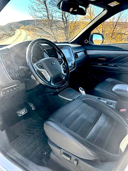 Mitsubishi Outlander 6 of 30