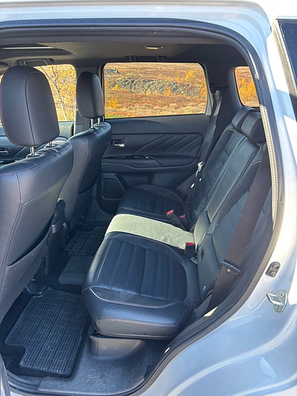 Mitsubishi Outlander 7 of 30