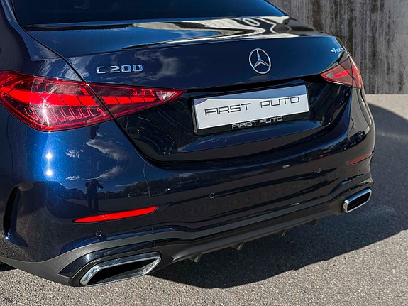 Mercedes-Benz C200 8 of 25
