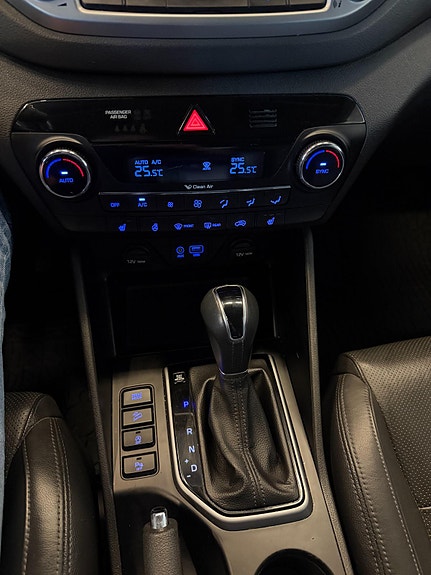 Hyundai Tucson 26 of 30