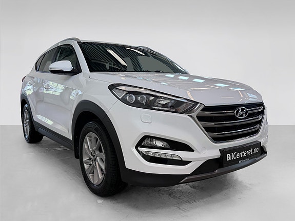 Hyundai Tucson 3 of 30