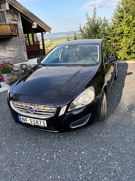 Volvo S60 2 of 22