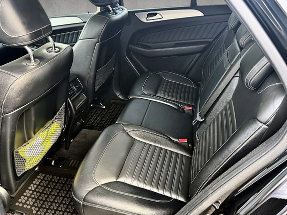 Mercedes-Benz GLE500 e 15 of 18