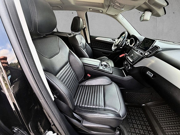Mercedes-Benz GLE500 e 14 of 18