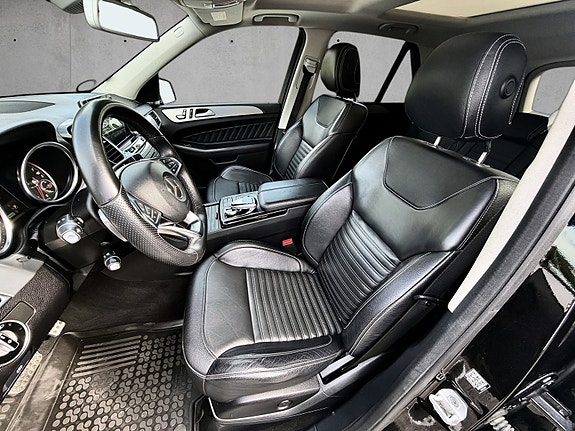 Mercedes-Benz GLE500 e 7 of 18
