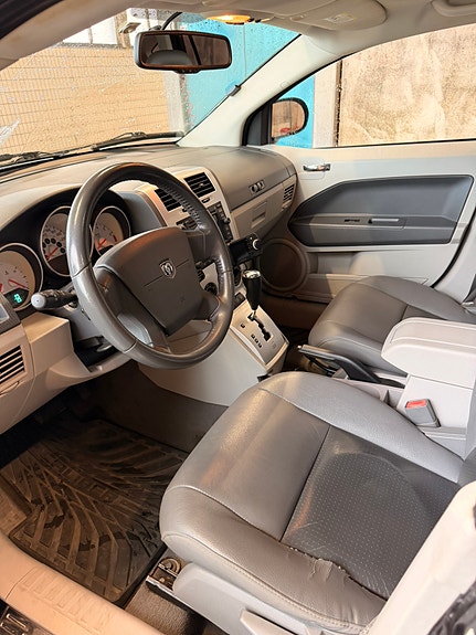Dodge Caliber 11 of 18